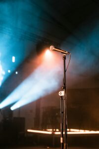 black and silver microphone on stand